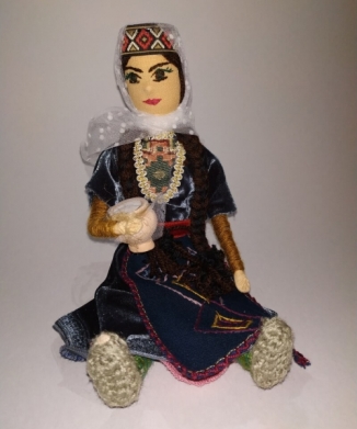 armenian-girl-3-by-anita-handmade-2-1t-500x601.jpg